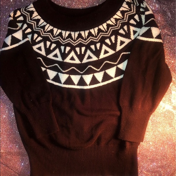 Sweater/Tunic - Picture 1 of 4